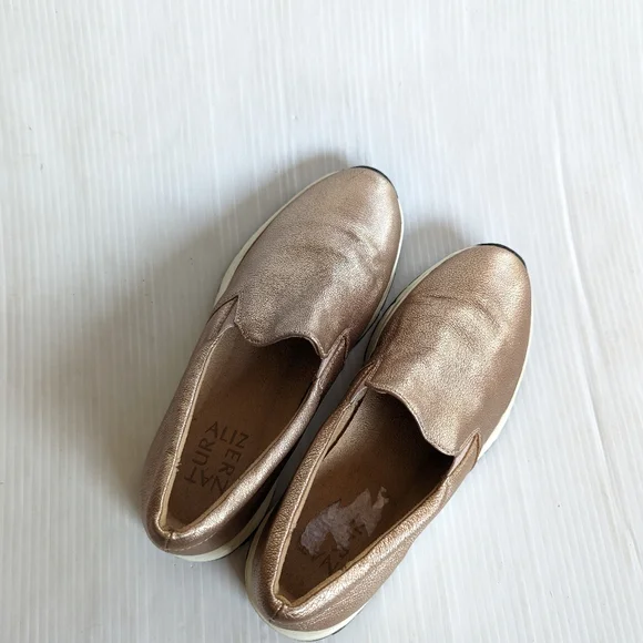 NATURALIZER Selah rose gold slip-on sneakers loafers - Picture 11 of 11